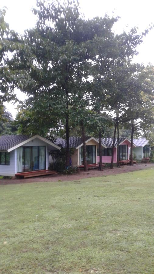 Baanrai Saiyoknoi Resort Ban Huai Maenam Noi Esterno foto