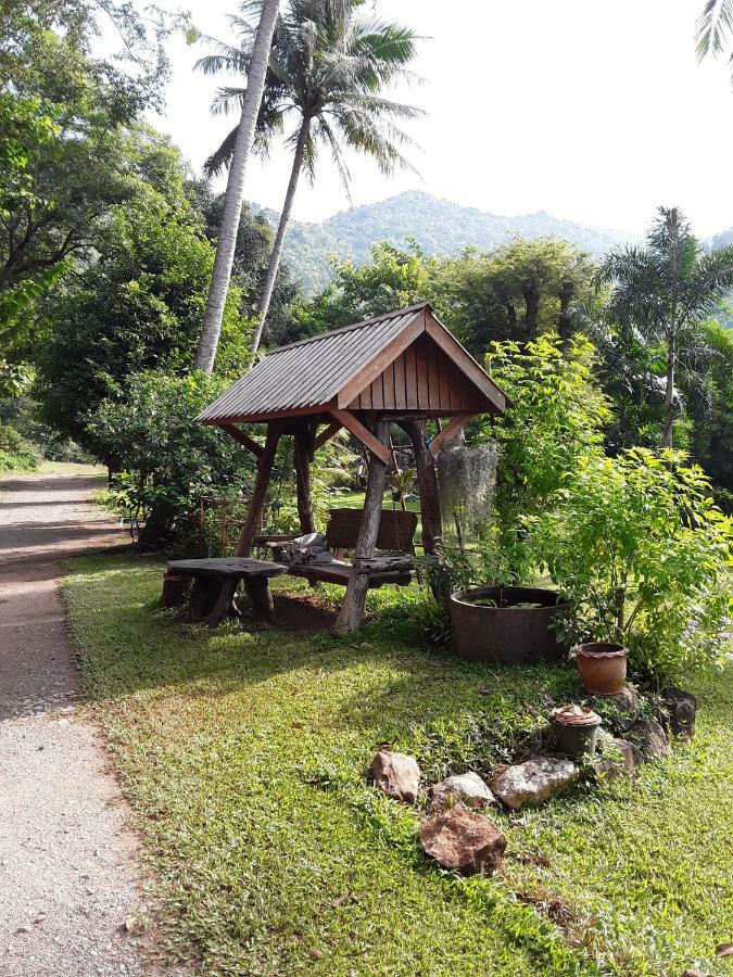 Baanrai Saiyoknoi Resort Ban Huai Maenam Noi Esterno foto